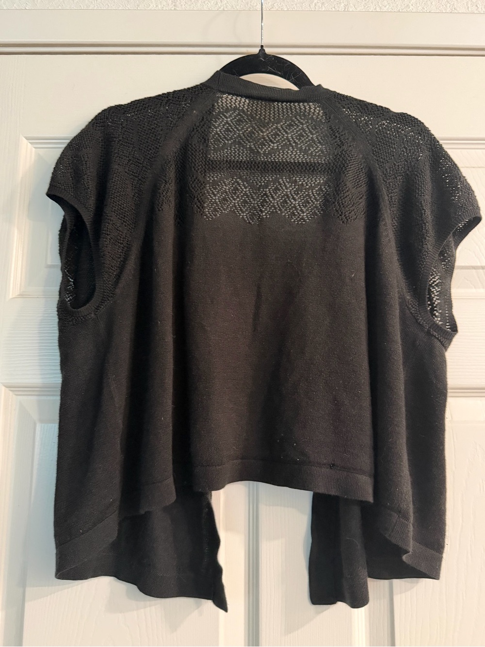 Black Open-Front Short-Sleeve Shrug - Picture 2 of 3